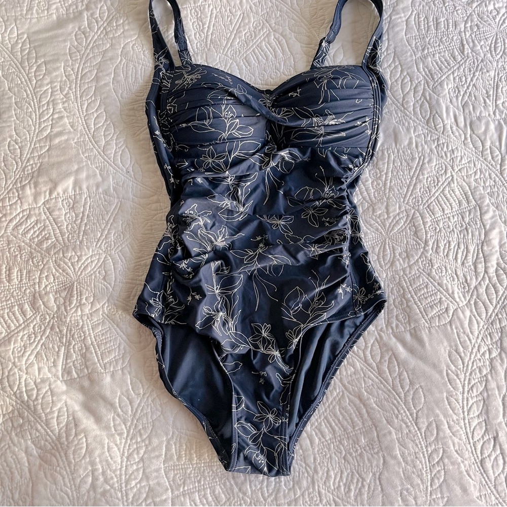 Nip Tuck Garden Line Foil Joanne Twist Front One Piece Swimsuit